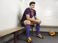 综合格斗赛场焦点！中国队对阵法国队，战术博弈精彩纷呈，教练斗智斗勇